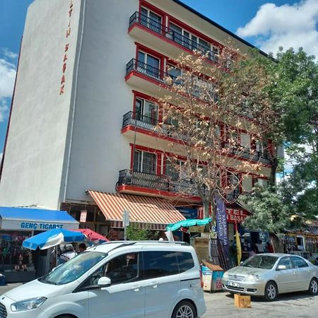 Oez Altinbasak Otel Анкара Екстериор снимка