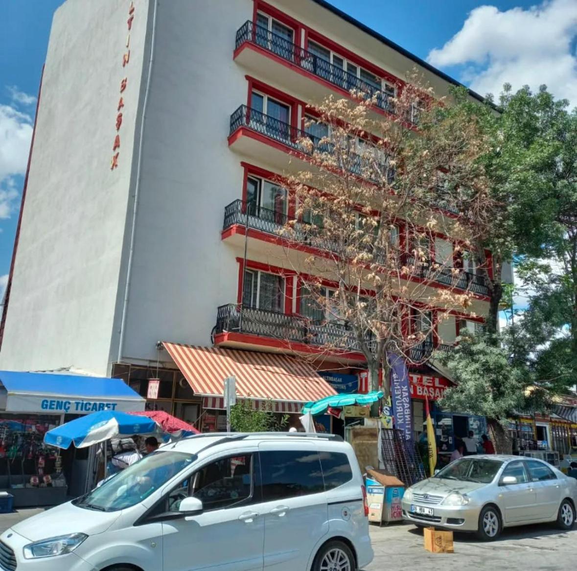 Oez Altinbasak Otel Анкара Екстериор снимка