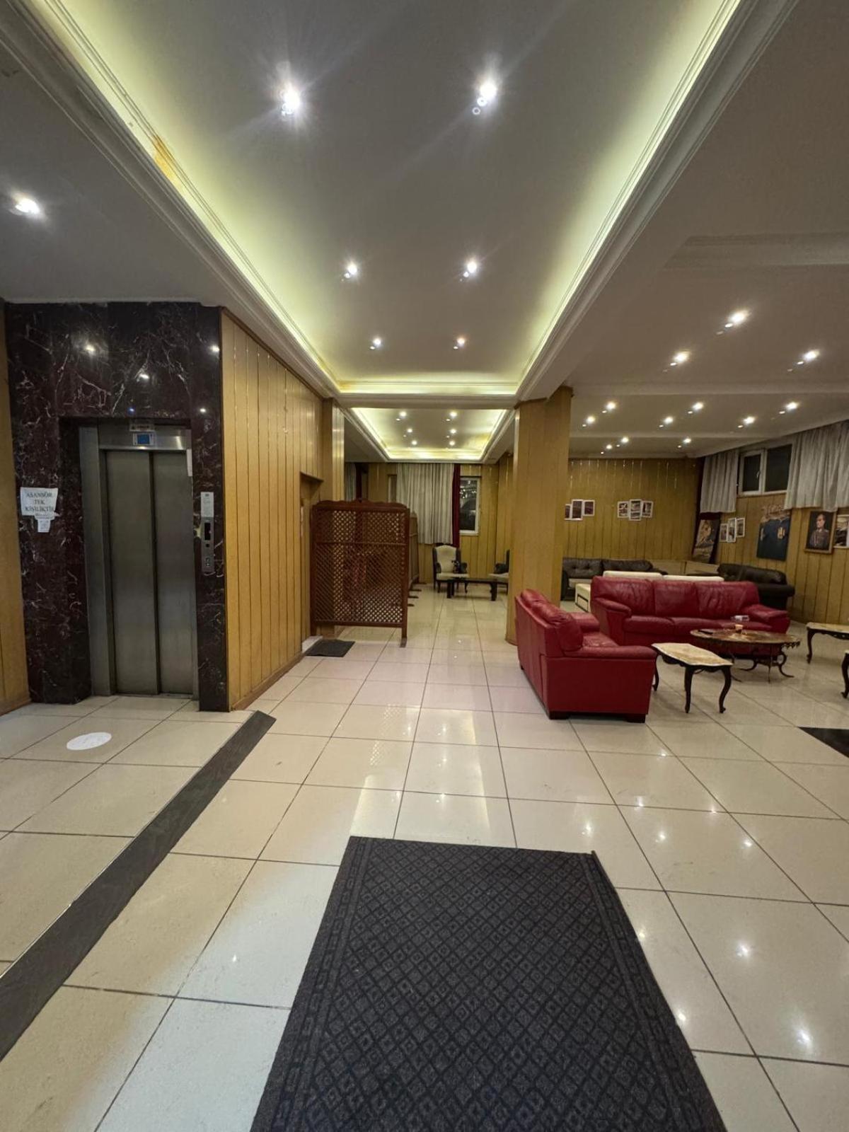 Oez Altinbasak Otel Анкара Екстериор снимка